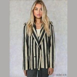 Louis Feraud 1980's Vintage Striped Wool Blazer with Puff Sleeves Cream and Grey